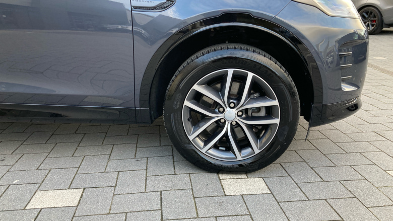 Land Rover Discovery Sport 2.0 D200 Dynamic SE 5dr Auto [5 Seat] Diesel Station Wagon